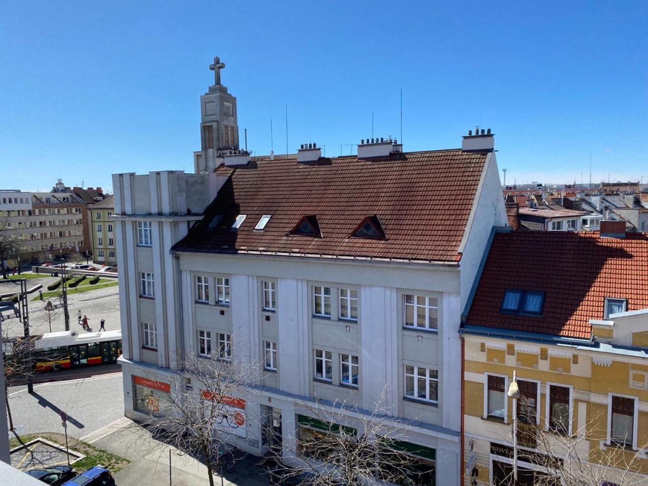 Perla Hradce Daire Hradec Králové Dış mekan fotoğraf